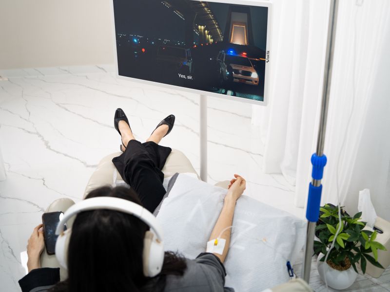 IV AT HOME 2- ZEN CLINIC DUBAI